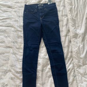Levi’s 311 Shaping Skinny Jeans